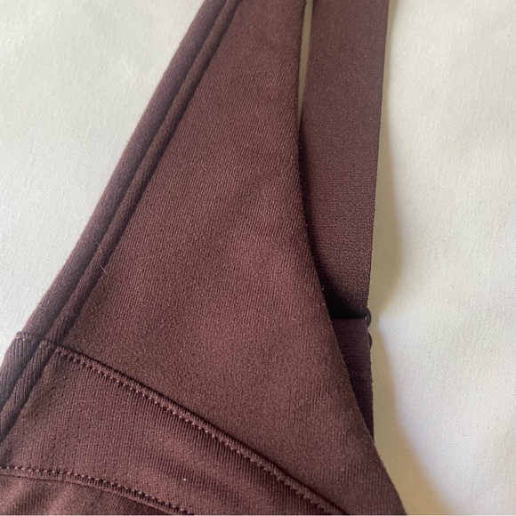 UNDER ARMOUR SmartForm Evolution Mid Sports Bra - Picture 13 of 16